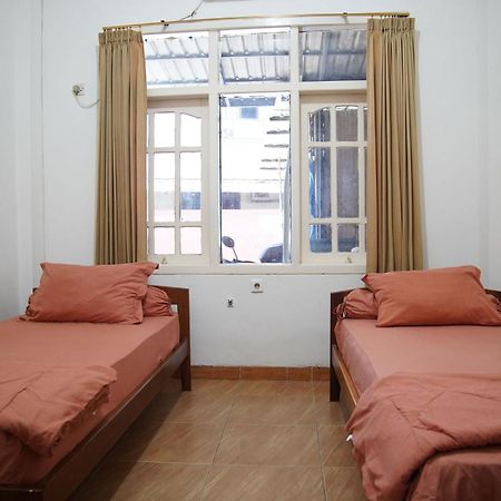 Wisma Grace Амбон Экстерьер фото